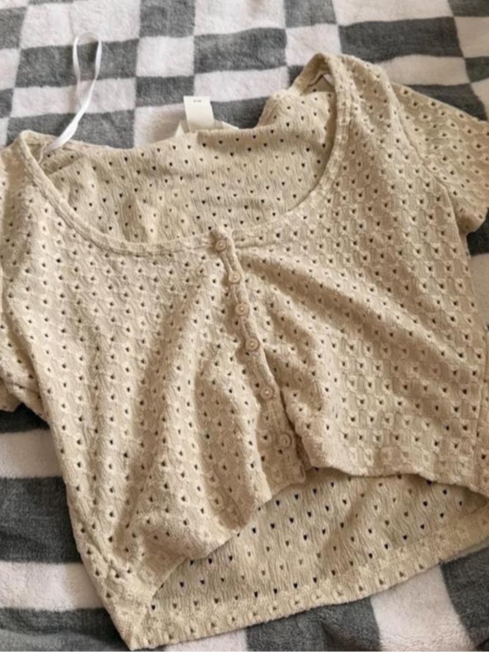 H&M Cream Eyelet Button-Front Crop Top